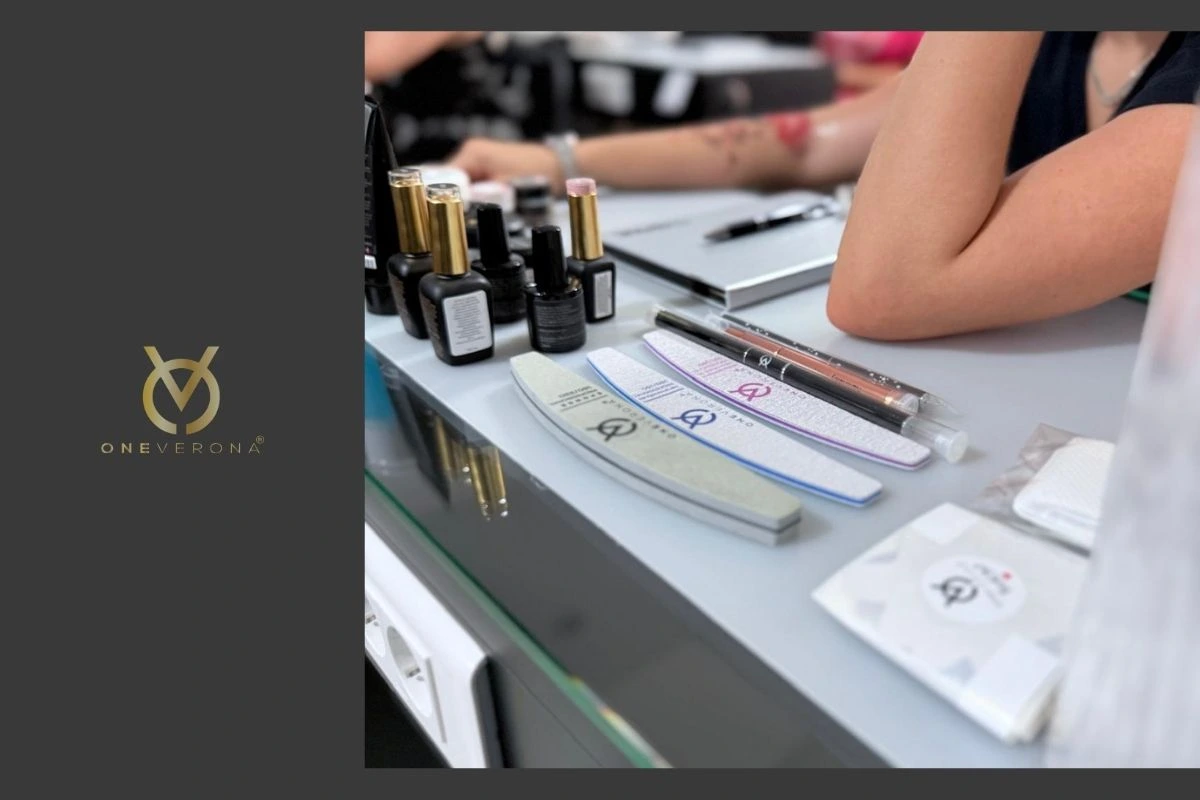 Formación profesional en manicura en España con práctica real